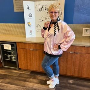 Meet your Posher, Darlene